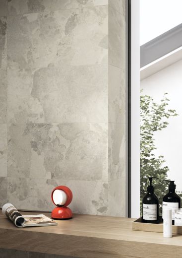 Billede af Crew Bitter Almond 30x60 cm (RM - Mat)