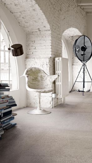 Billede af Overcome Greige 60x60 cm (LLL - Højglanspoleret)