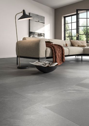 Billede af Ashima Grey 60x60 cm (RM - Mat)